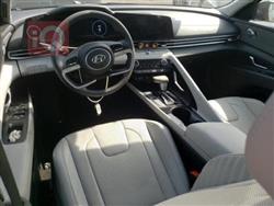 هیۆندای ئەلەنترا